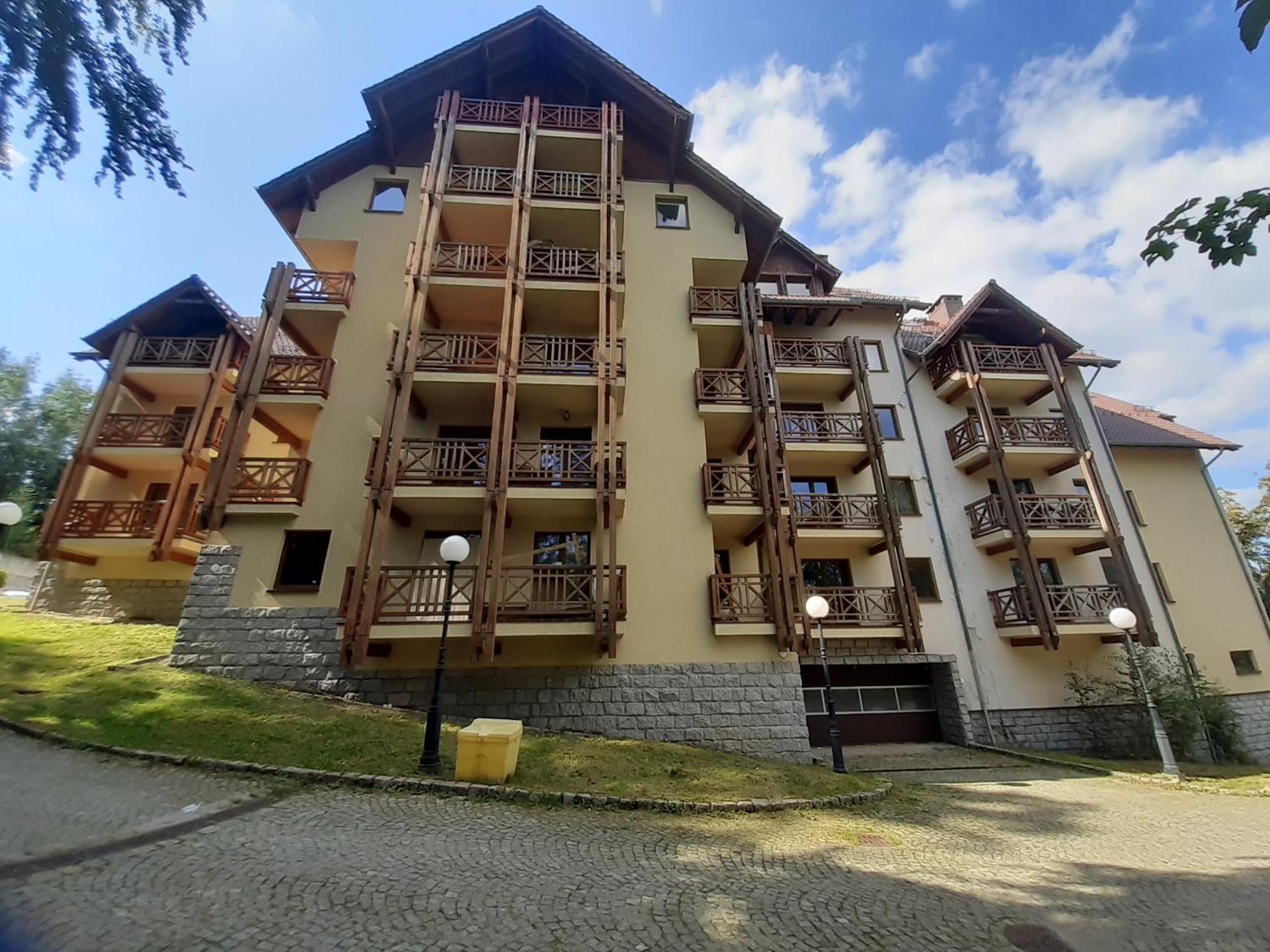 Szklar-ski Apartment *